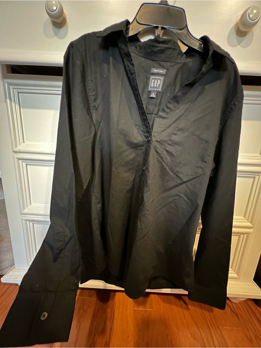 GAP Men's Black Lightweight Long-Sleeve Shirt Jacket
